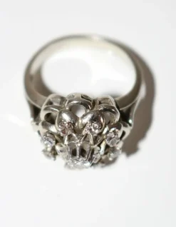 Bague marguerite platine et diamants
