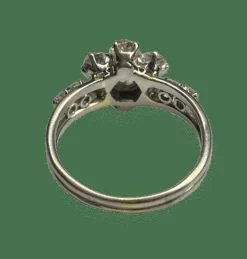Bague marguerite platine et diamants