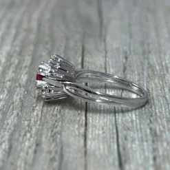 Bague marguerite rubis diamants