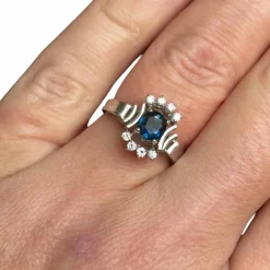Bague marguerite saphir diamants