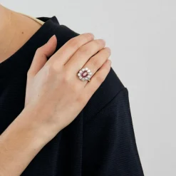 Bague marguerite saphir rose en or jaune et platine