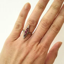 Bague Marquise ancienne diamants rubis