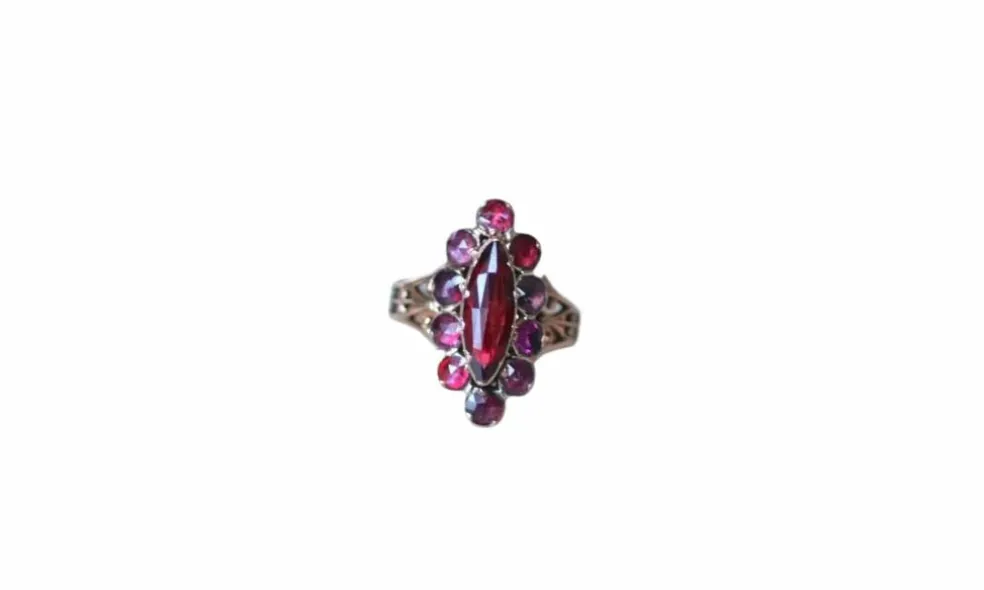 Bague Marquise Ancienne Or Rose et Grenats de Perpignan
