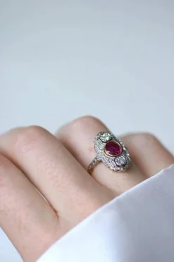 Bague Marquise Art Déco Rubis Birman et Diamants