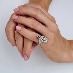 Bague marquise diamants en or blanc et platine