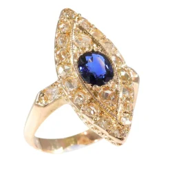 Bague marquise diamants saphir