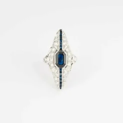 Bague marquise en diamant et saphir