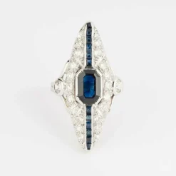 Bague marquise en diamant et saphir