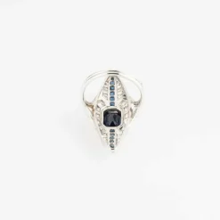 Bague marquise en diamant et saphir
