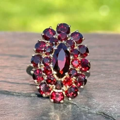 Bague marquise grenats en or rose