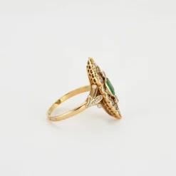 Bague Marquise émeraude et diamants