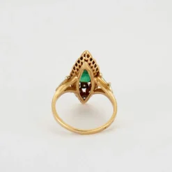 Bague Marquise émeraude et diamants