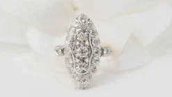 Bague marquise or bicolore et diamants
