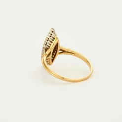 Bague marquise or gris et jaune pavée de diamants