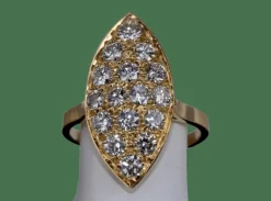 Bague marquise or jaune pavé de diamants