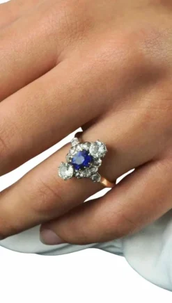 Bague marquise or jaune saphir diamants