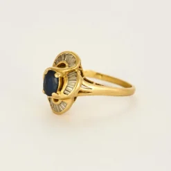 Bague marquise or jaune, saphir et diamants