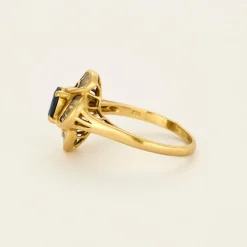 Bague marquise or jaune, saphir et diamants