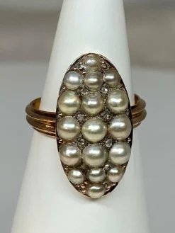 Bague marquise perles fines, diamants