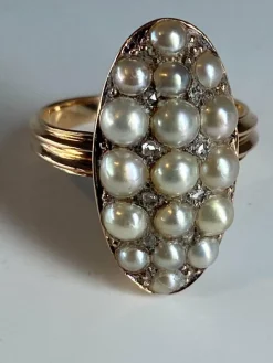 Bague marquise perles fines, diamants