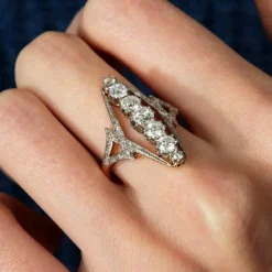 Bague marquise, époque Art Nouveau