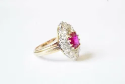 Bague Marquise Rubis birman diamants