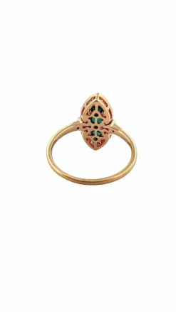 Bague marquise style ancien en or émeraudes et diamants