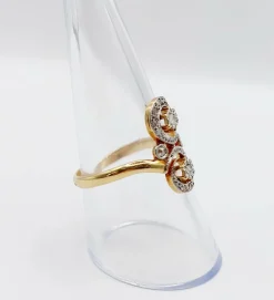 Bague marquise victorienne en or et diamant sertis étoilé