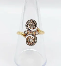 Bague marquise victorienne en or et diamant sertis étoilé