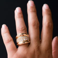 Bague massive godrons pavé de diamant