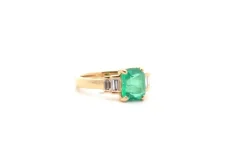 Bague émeraude 1,53 ct et diamants