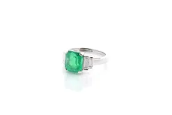 Bague émeraude de Colombie de 2,54cts et diamants