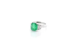 Bague émeraude de Colombie de 2,54cts et diamants