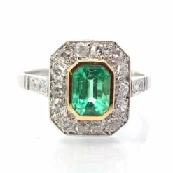 Bague émeraude diamants en platine