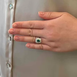 Bague émeraude diamants en platine