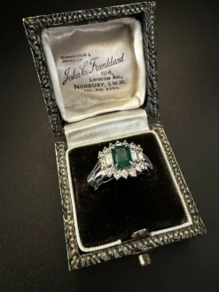Bague émeraude et diamant