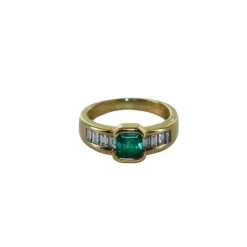 Bague émeraude et diamants