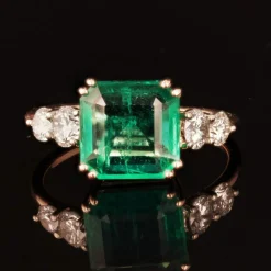 Bague émeraude et diamants or rose
