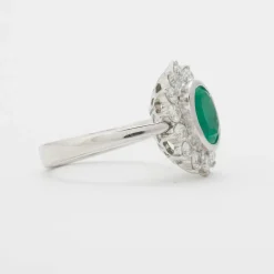 Bague émeraude et diamants