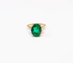Bague émeraude et diamants poires