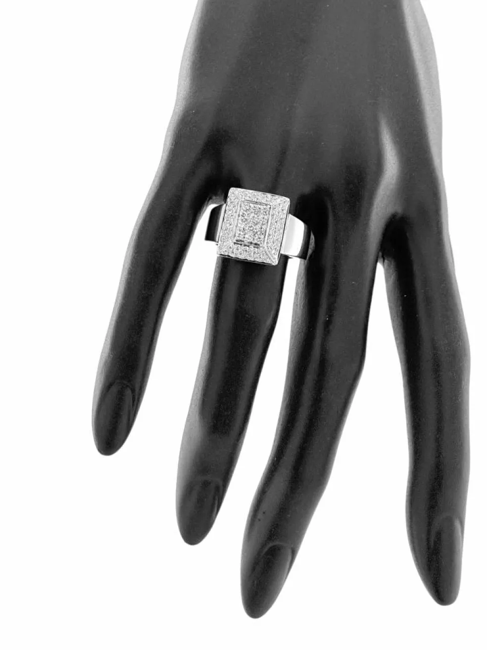 Bague mode en or blanc certifiée HRD avec diamants