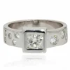 Bague moderniste diamants or blanc