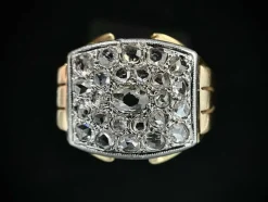 Bague modèle Tank d'époque 1940/50 deux ors diamants