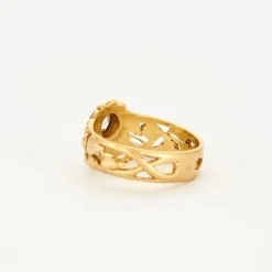 Bague motif floral or jaune et diamant