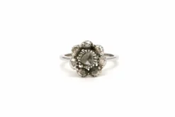 Bague Napoléon III en or blanc 18 carats et argent sertie de diamants "taille" rose