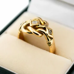Bague nœud d'amour en diamant