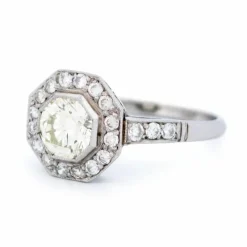 Bague octogonale en platine et diamants