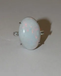 Bague OPALE blanche d'Australie