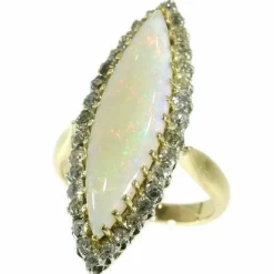 Bague opale et diamant