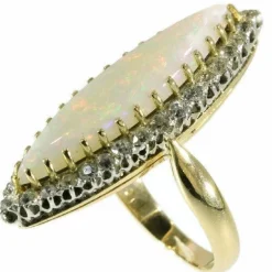 Bague opale et diamant
